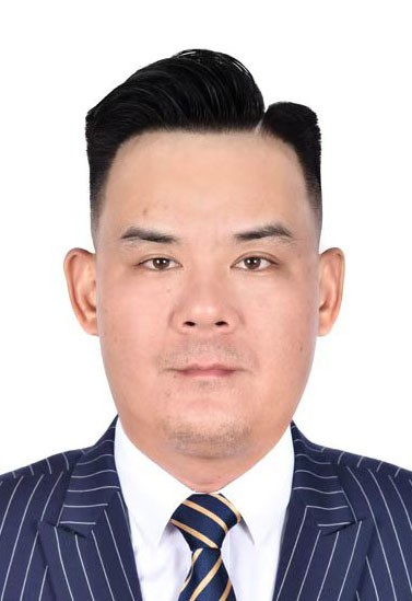 副總經理&營銷中心總監：吳神飛